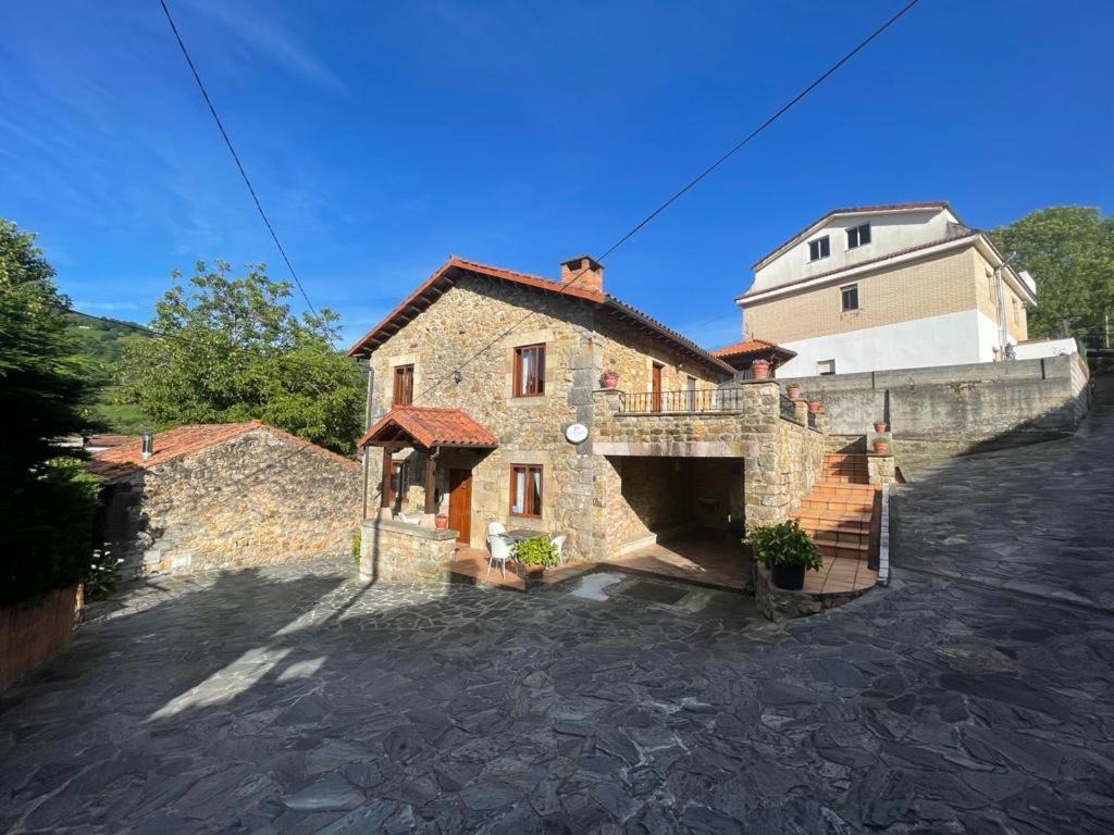Apartamentos Rurales La Casa Vieja De Alceda Exteriör bild