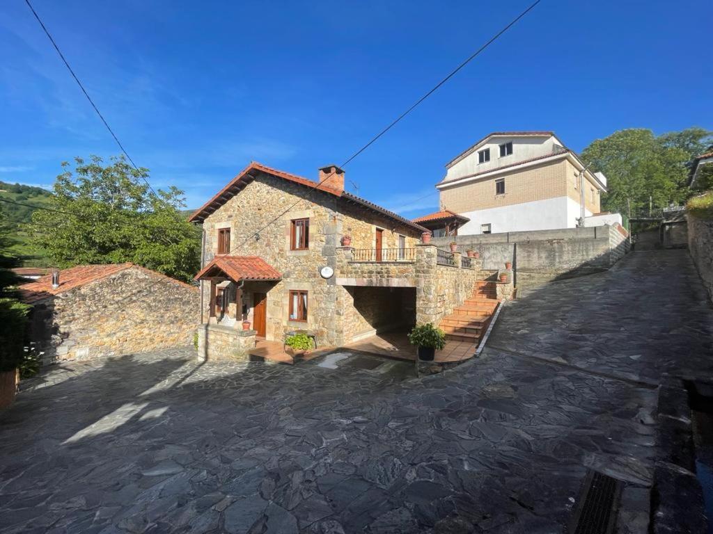 Apartamentos Rurales La Casa Vieja De Alceda Exteriör bild