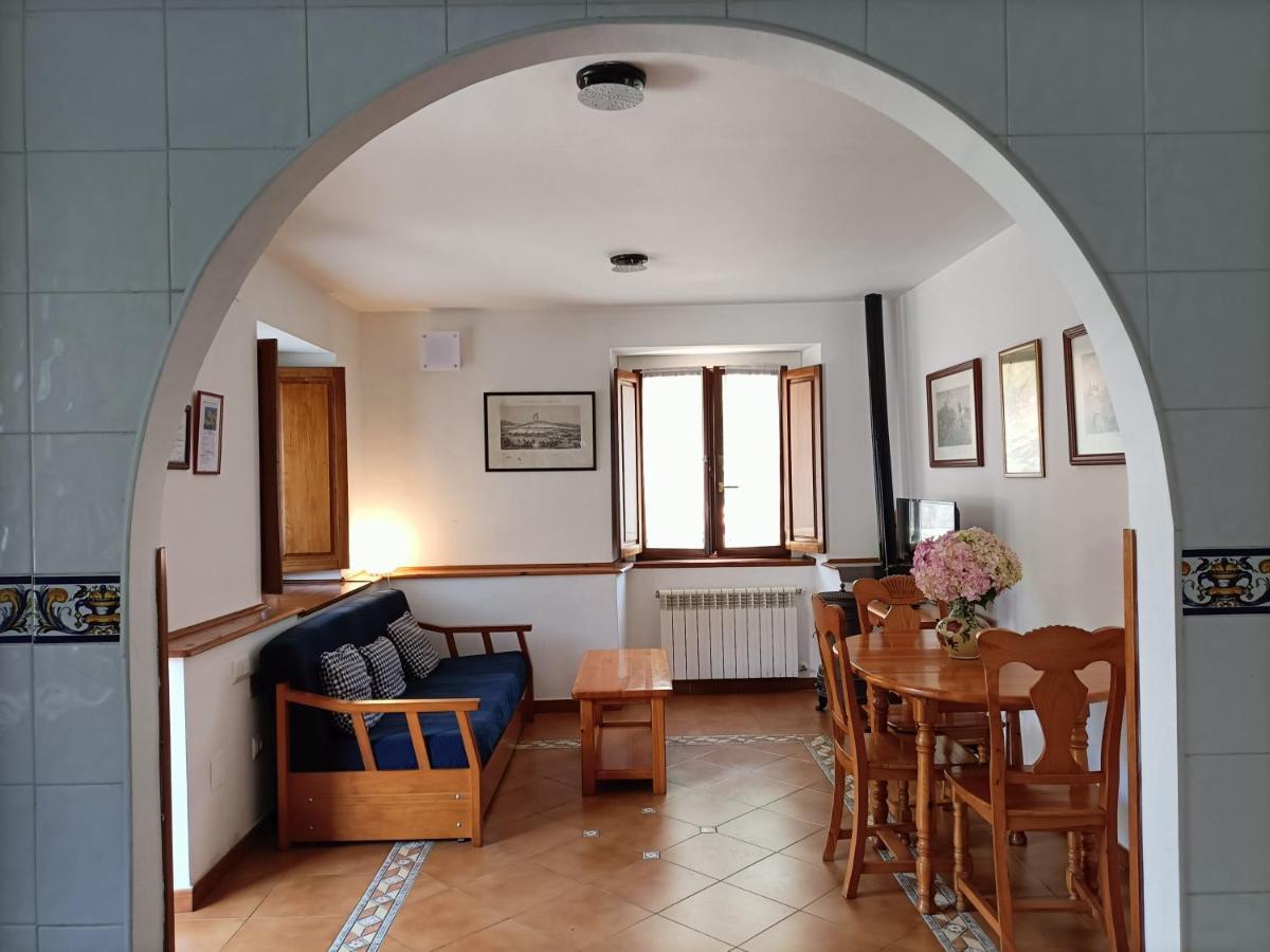 Apartamentos Rurales La Casa Vieja De Alceda Exteriör bild