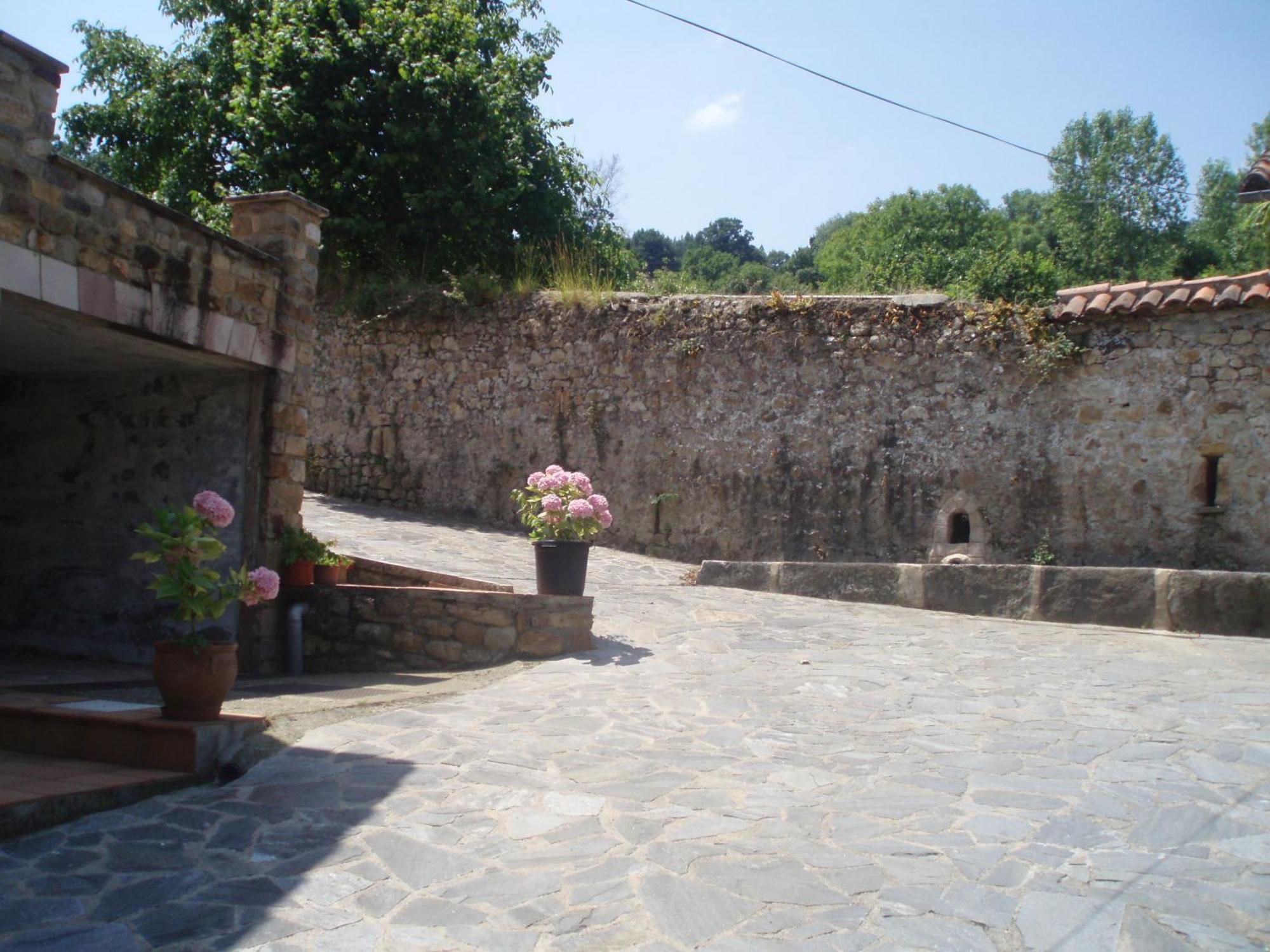 Apartamentos Rurales La Casa Vieja De Alceda Exteriör bild