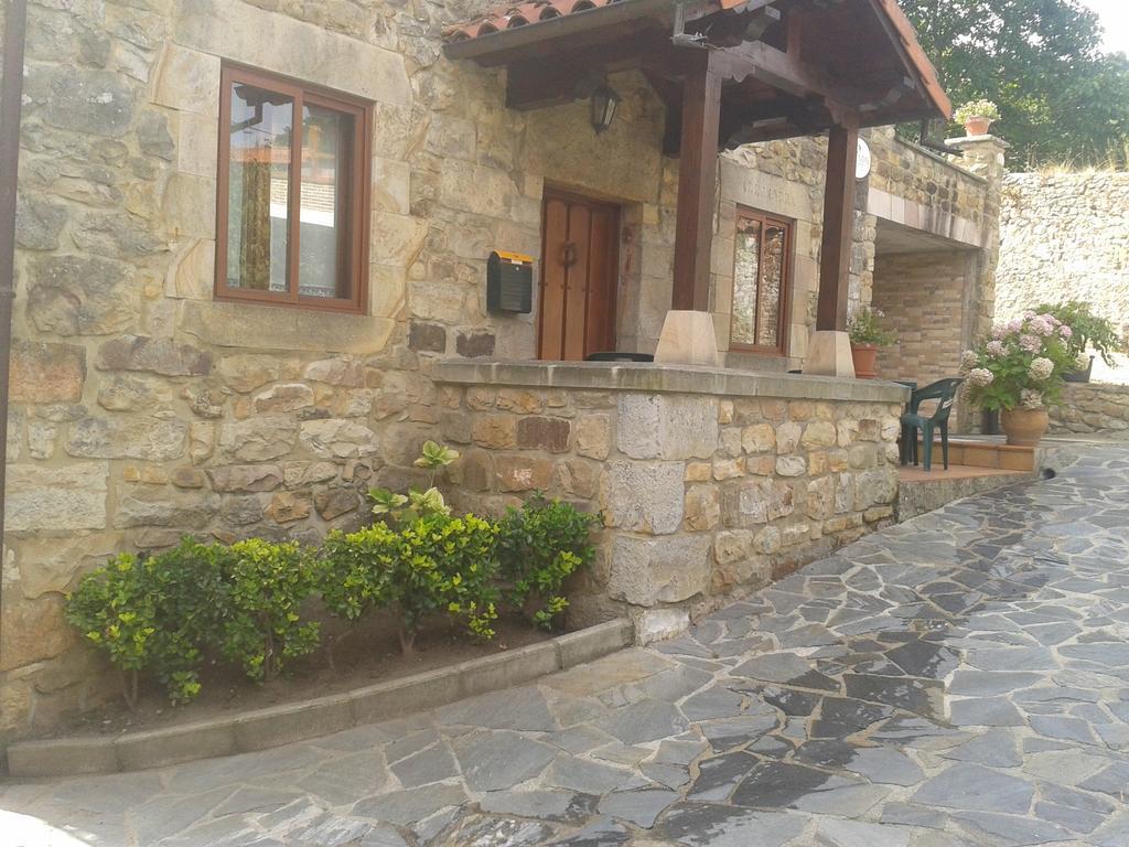 Apartamentos Rurales La Casa Vieja De Alceda Rum bild
