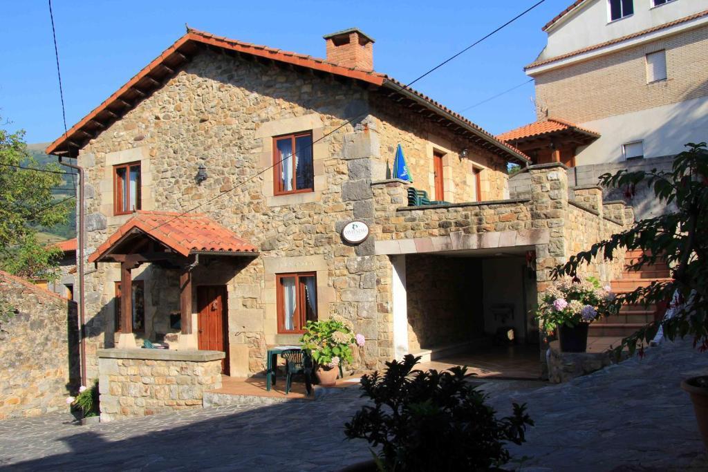 Apartamentos Rurales La Casa Vieja De Alceda Exteriör bild