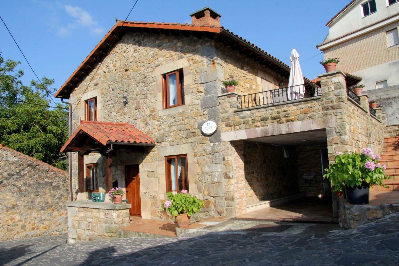 Apartamentos Rurales La Casa Vieja De Alceda Exteriör bild